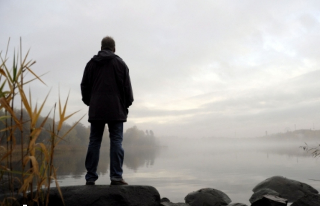 অস্তিত্বের উল্লাসে শূন্যতার প্রতিধ্বনি