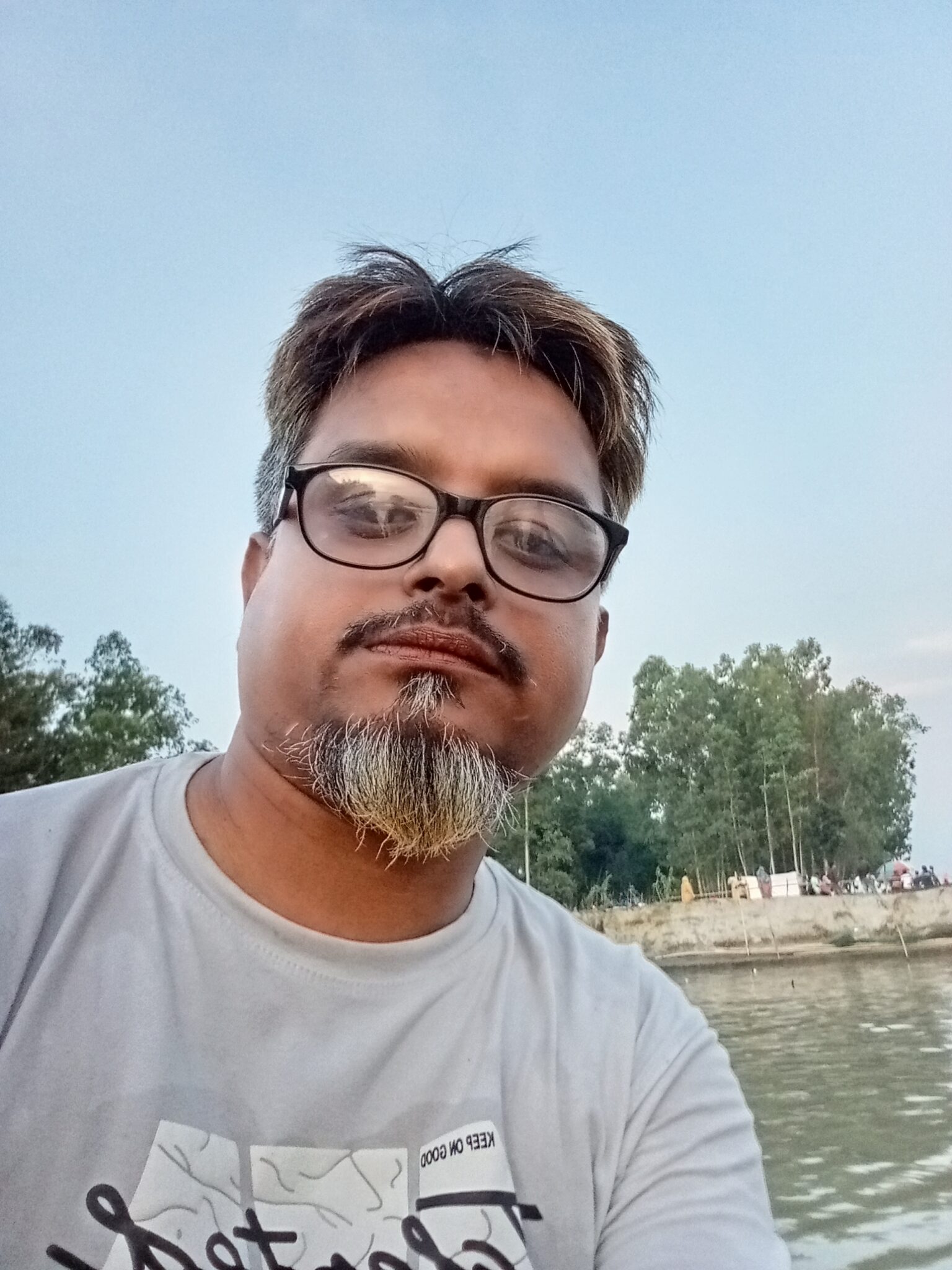 লুথার কিংয়ের পুনরাবৃত্তি জহিরুল মামুন ⬇️ তুমি এসেছ…