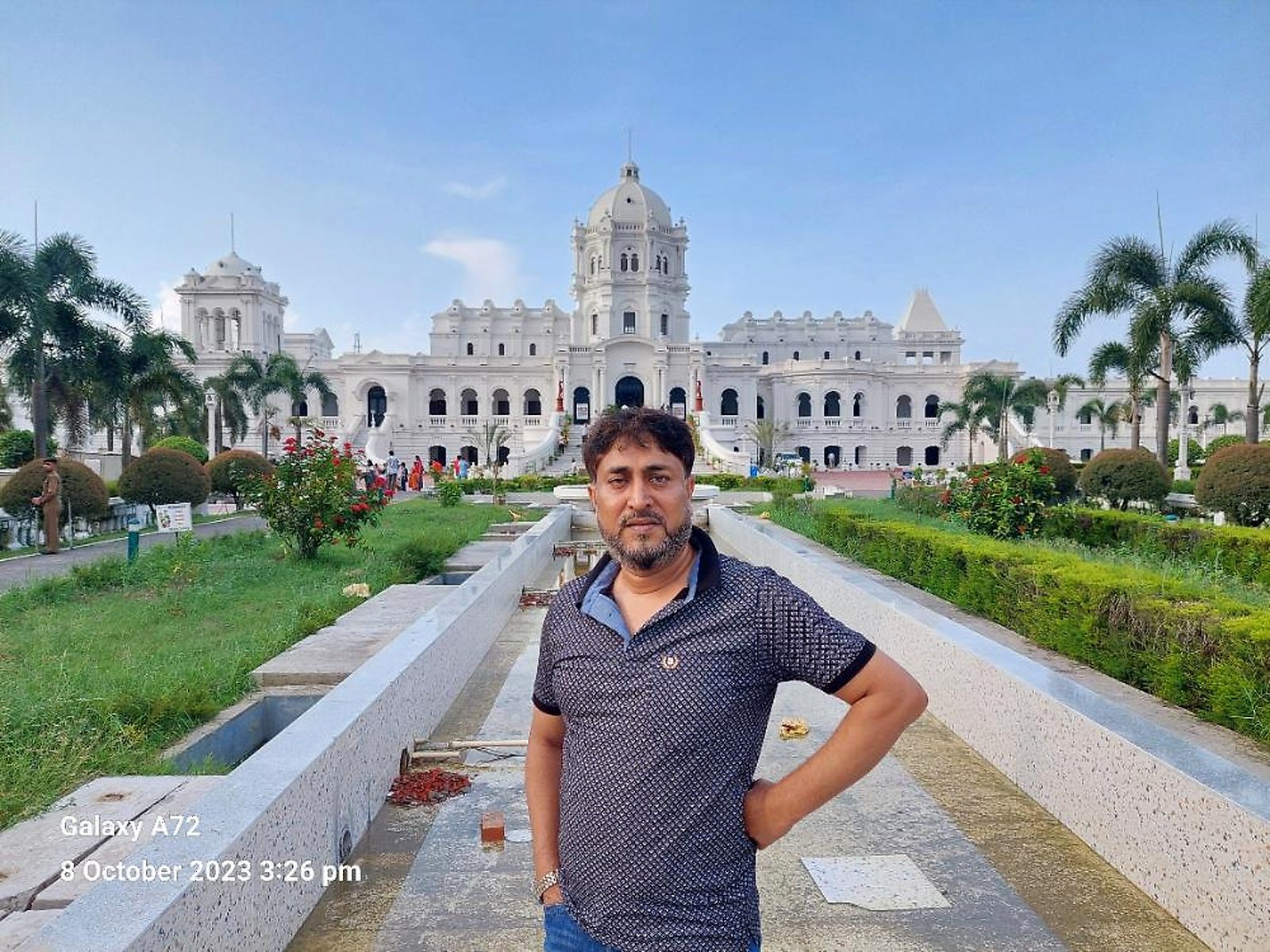বর্বর — রমজান বিন মোজাম্মেল